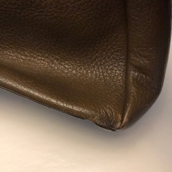 Vintage olive green pebble leather purse - Picture 4 of 13